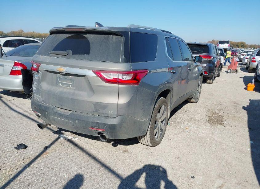 Photo 4 of 2018 Chevrolet Traverse 3LT (VIN 1GNERHKW8JJ114603)
