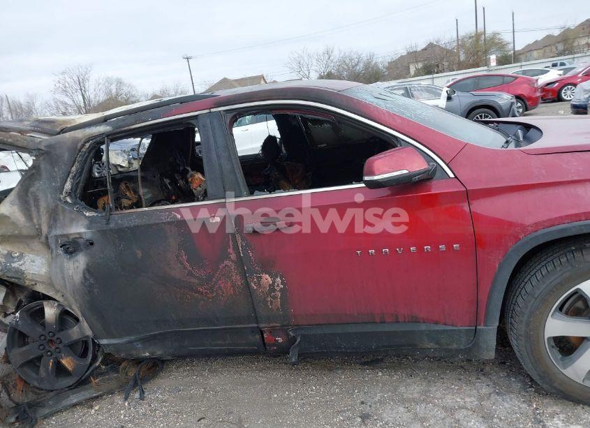 Photo 13 of 2018 Chevrolet Traverse 3LT (VIN 1GNERHKW8JJ284413)