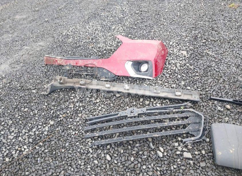 Photo 11 of 2019 Chevrolet Traverse 3LT (VIN 1GNERHKW8KJ194261)