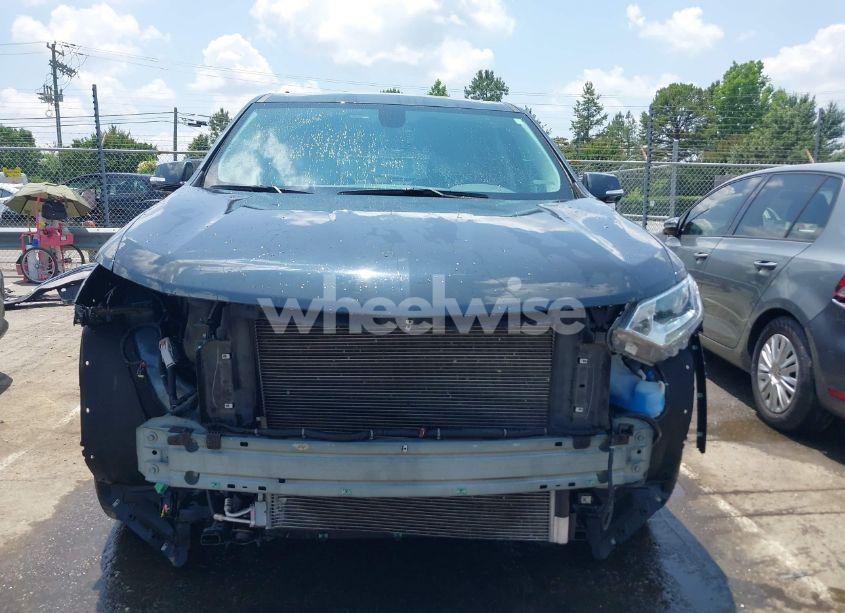 Photo 13 of 2019 Chevrolet Traverse 3LT (VIN 1GNERHKW8KJ205680)