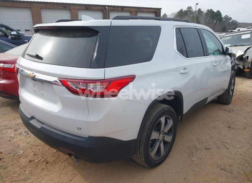 Photo 4 of 2021 Chevrolet Traverse FWD LT LEATHER (VIN 1GNERHKW8MJ105162)