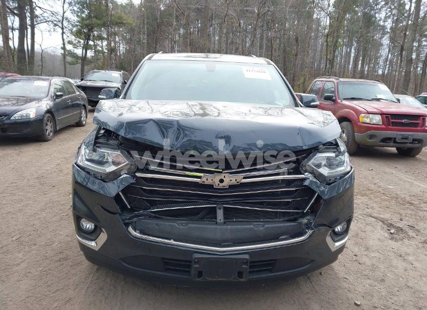 Photo 12 of 2019 Chevrolet Traverse 3LT (VIN 1GNERHKW9KJ227431)