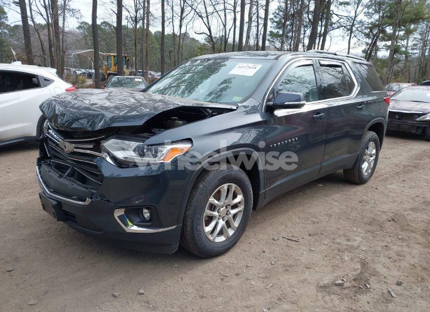 Photo 2 of 2019 Chevrolet Traverse 3LT (VIN 1GNERHKW9KJ227431)