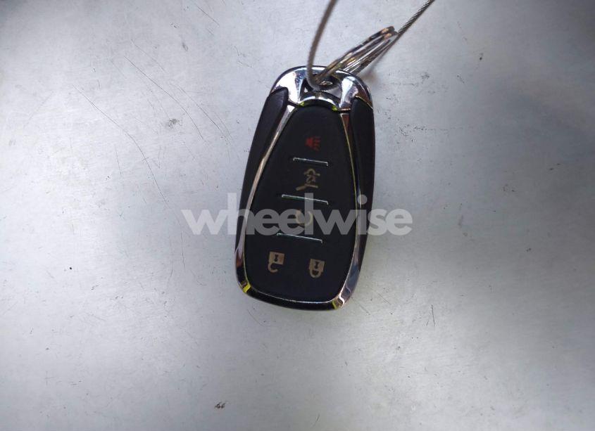 Photo 11 of 2022 Chevrolet Traverse FWD LT LEATHER (VIN 1GNERHKW9NJ185928)