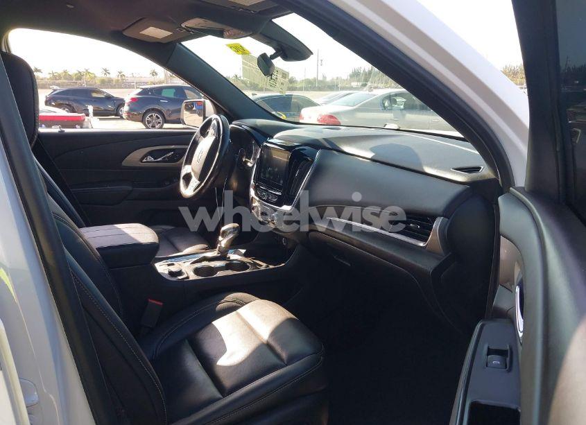 Photo 5 of 2022 Chevrolet Traverse FWD LT LEATHER (VIN 1GNERHKW9NJ185928)
