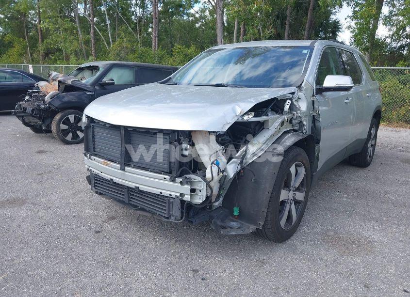 Photo 6 of 2018 Chevrolet Traverse 3LT (VIN 1GNERHKWXJJ213102)