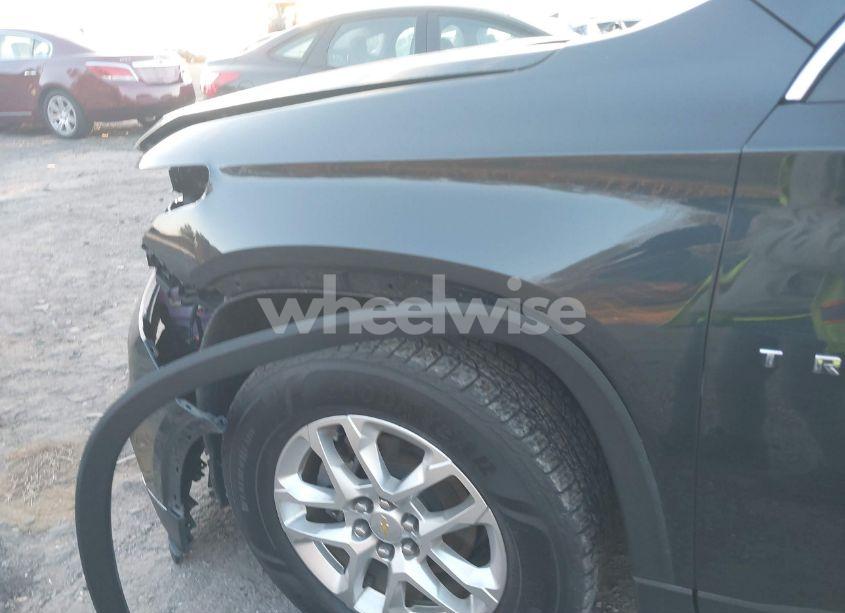 Photo 21 of 2019 Chevrolet Traverse 3LT (VIN 1GNERHKWXKJ314836)