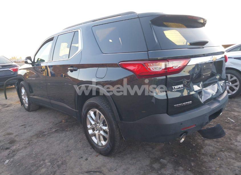 Photo 3 of 2019 Chevrolet Traverse 3LT (VIN 1GNERHKWXKJ314836)