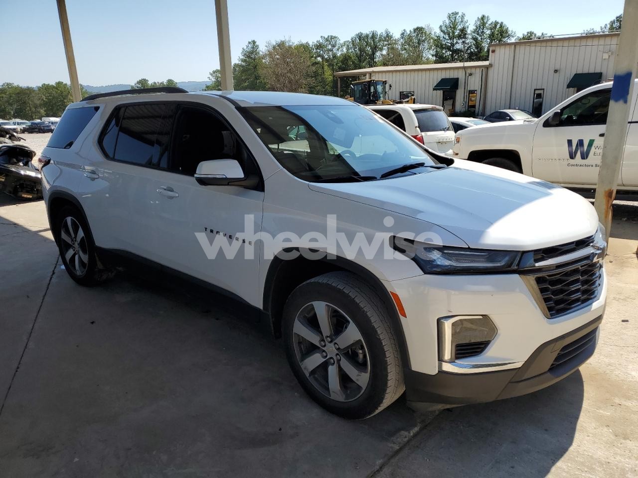 Photo 4 of 2022 CHEVROLET TRAVERSE RS (VIN 1GNERJKW0NJ186036)
