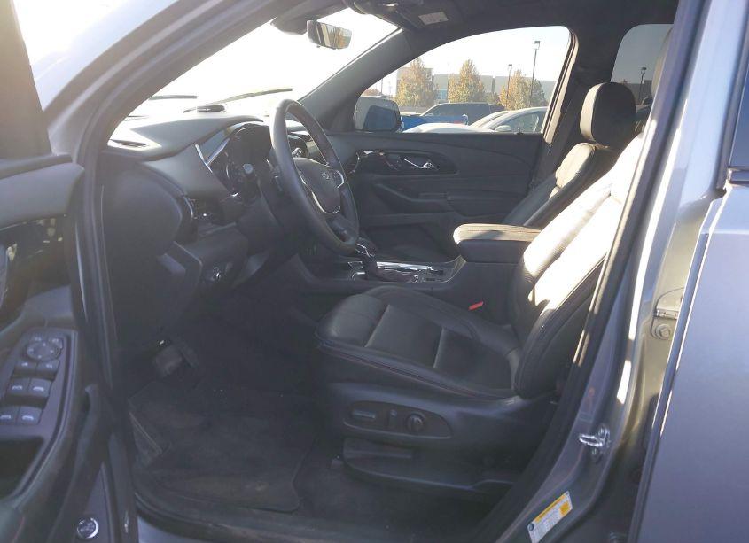 Photo 5 of 2023 Chevrolet Traverse FWD RS (VIN 1GNERJKW0PJ252006)