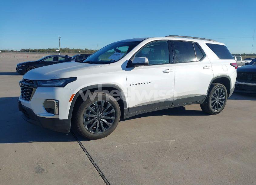 Photo 2 of 2023 Chevrolet Traverse FWD RS (VIN 1GNERJKW2PJ102348)