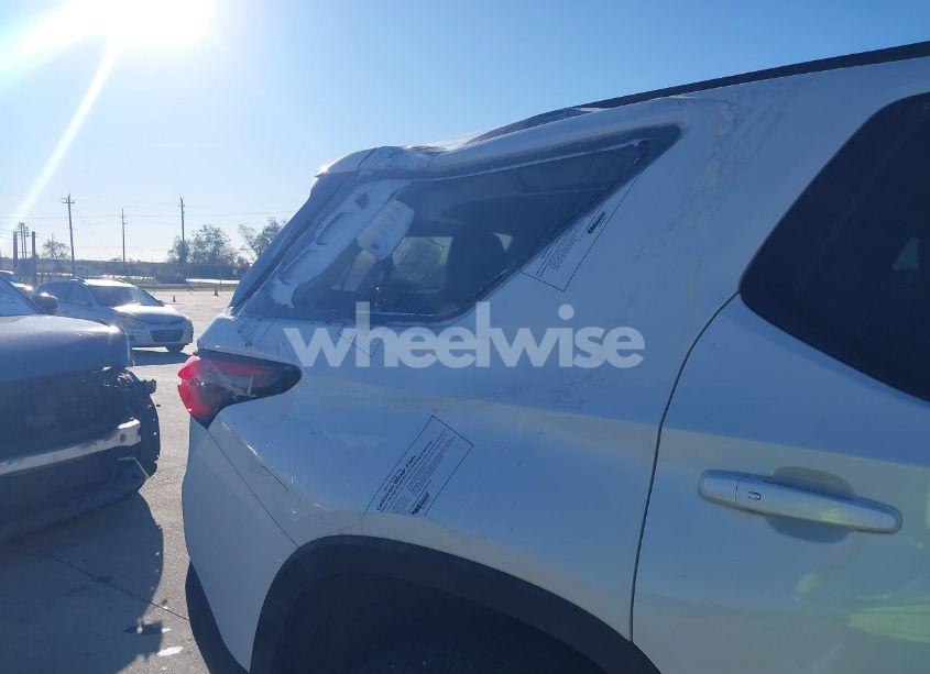 Photo 6 of 2023 Chevrolet Traverse FWD RS (VIN 1GNERJKW2PJ102348)