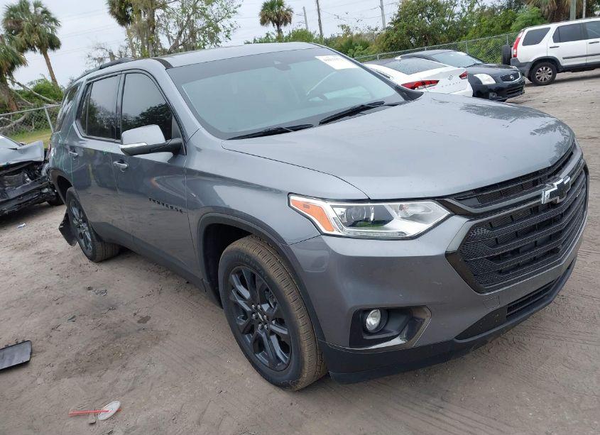 2021 Chevrolet Traverse FWD RS (VIN 1GNERJKW5MJ136070) main photo