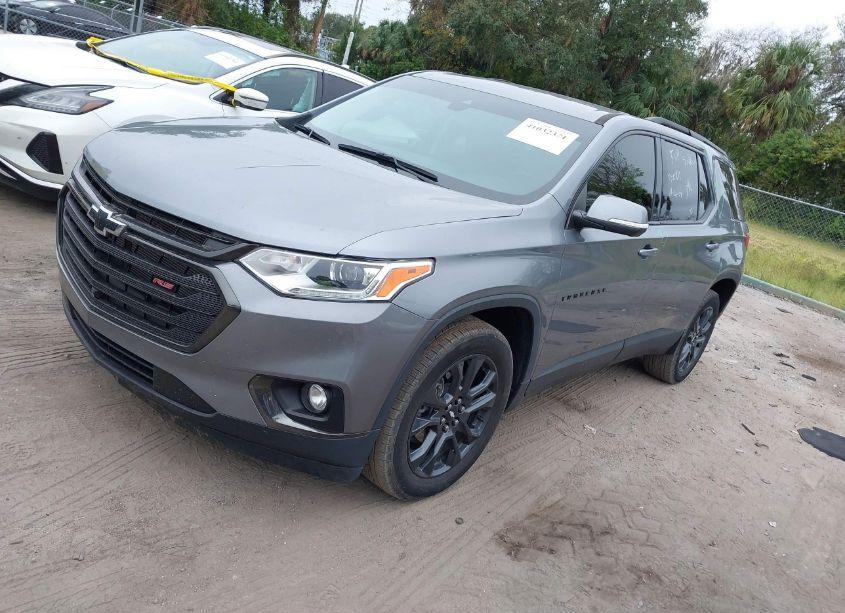 Photo 2 of 2021 Chevrolet Traverse FWD RS (VIN 1GNERJKW5MJ136070)