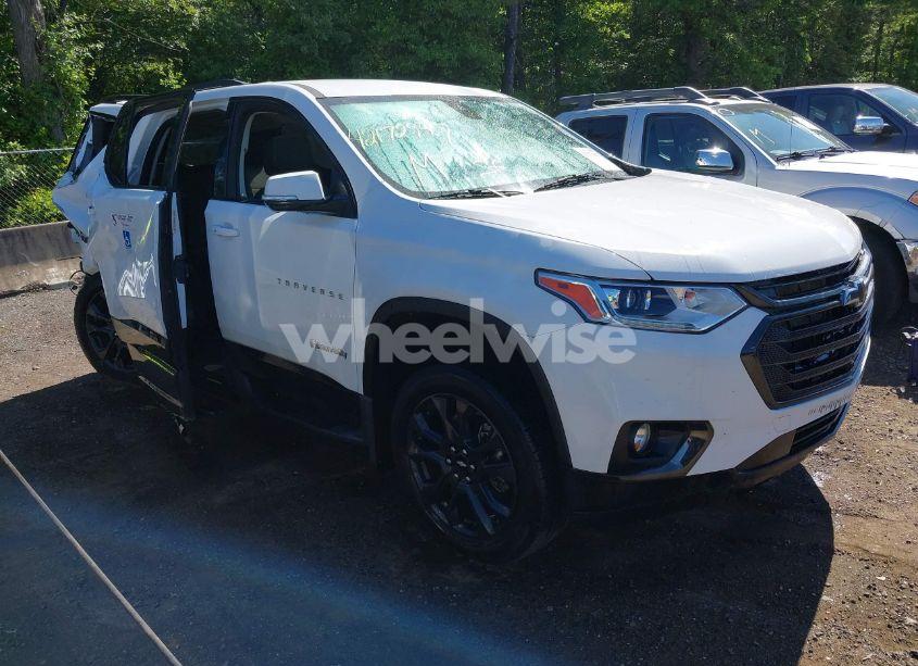 2021 Chevrolet Traverse FWD RS (VIN 1GNERJKWXMJ119703) main photo