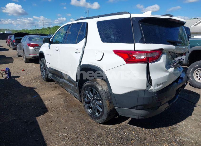 Photo 3 of 2021 Chevrolet Traverse FWD RS (VIN 1GNERJKWXMJ119703)