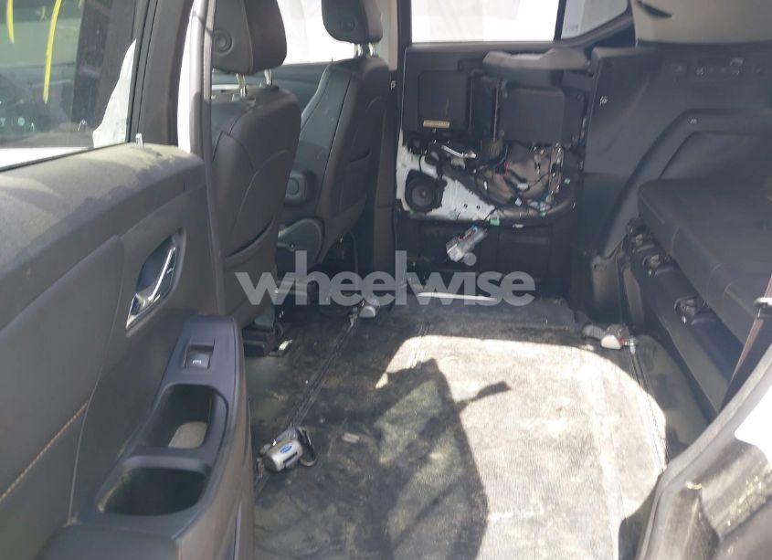 Photo 8 of 2021 Chevrolet Traverse FWD RS (VIN 1GNERJKWXMJ119703)