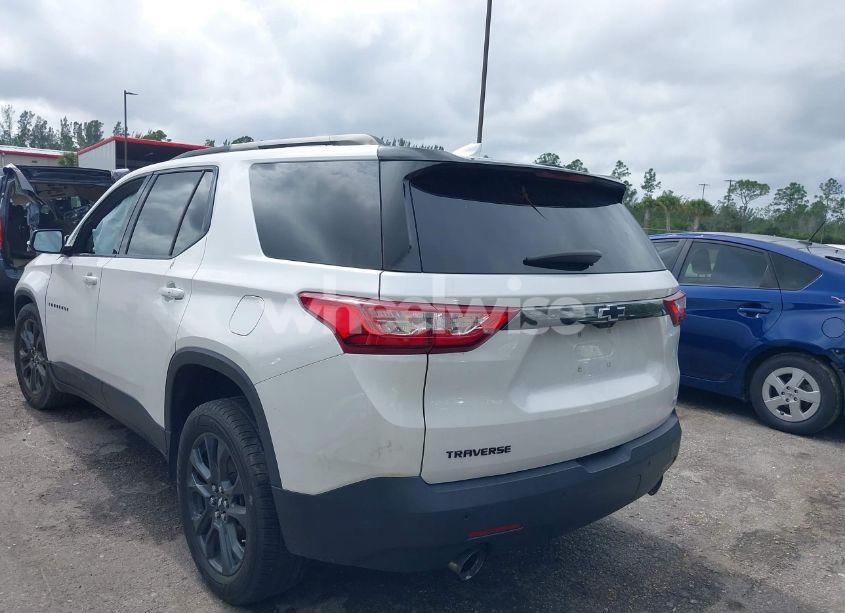 Photo 3 of 2018 Chevrolet Traverse RS (VIN 1GNERJKX2JJ156863)