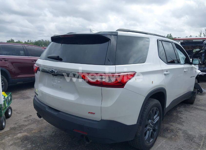 Photo 4 of 2018 Chevrolet Traverse RS (VIN 1GNERJKX2JJ156863)