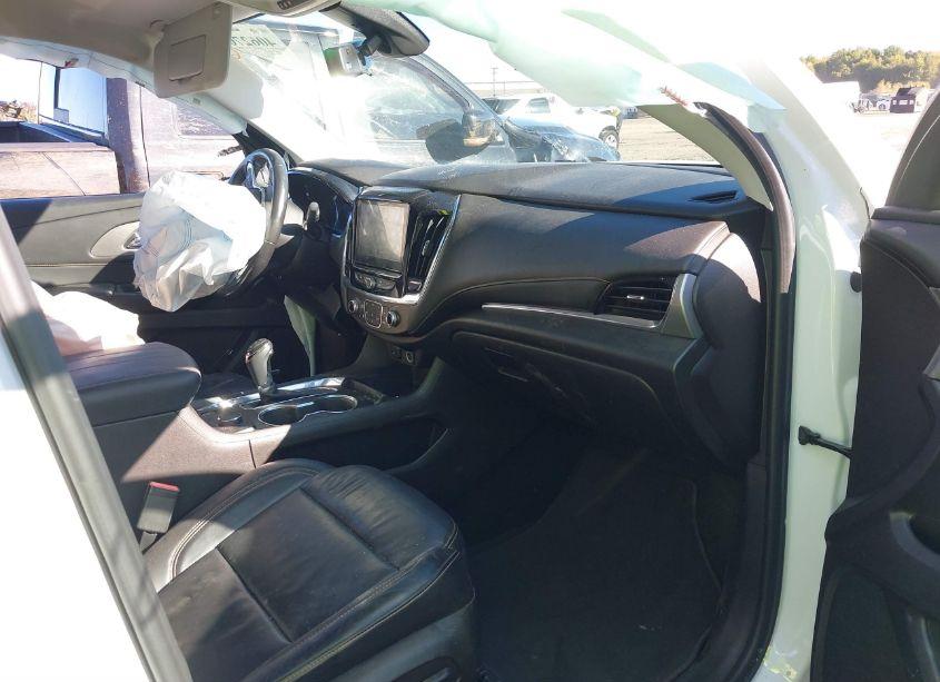 Photo 5 of 2018 Chevrolet Traverse RS (VIN 1GNERJKXXJJ188346)