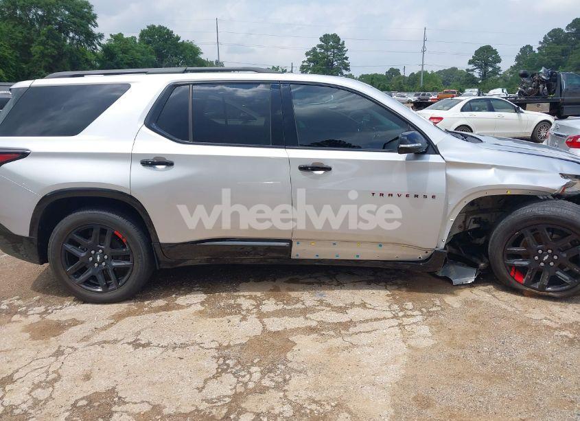 Photo 13 of 2019 Chevrolet Traverse PREMIER (VIN 1GNERKKW0KJ191951)