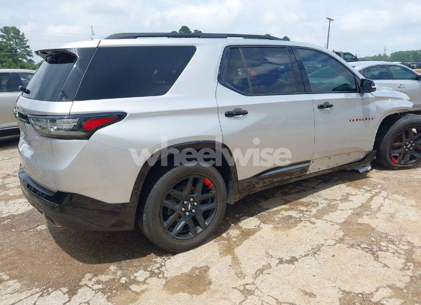 Photo 4 of 2019 Chevrolet Traverse PREMIER (VIN 1GNERKKW0KJ191951)