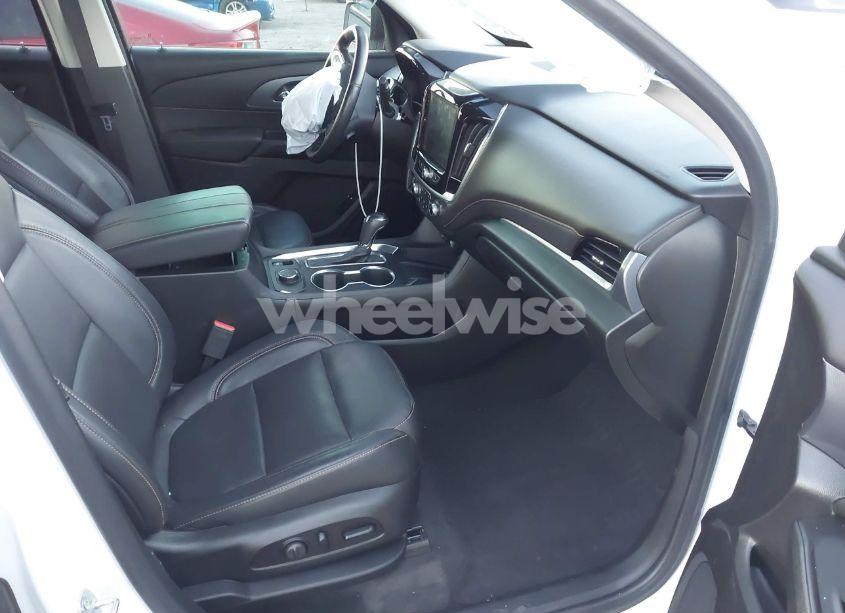 Photo 5 of 2020 Chevrolet Traverse FWD PREMIER (VIN 1GNERKKW0LJ112148)