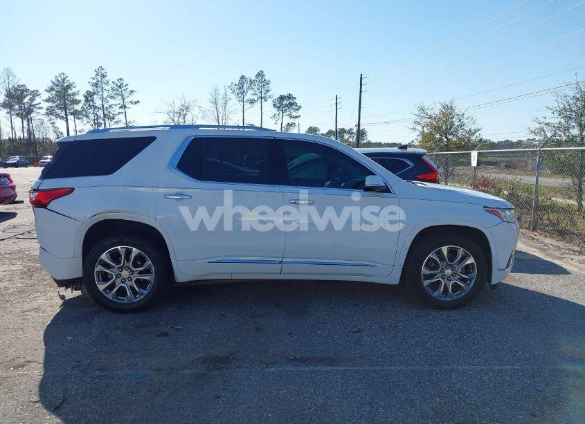 Photo 13 of 2018 Chevrolet Traverse PREMIER (VIN 1GNERKKW1JJ251654)