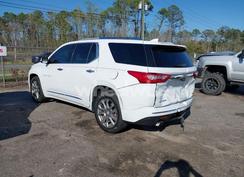Photo 3 of 2018 Chevrolet Traverse PREMIER (VIN 1GNERKKW1JJ251654)