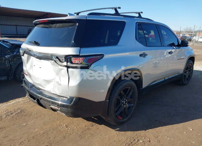 Photo 4 of 2018 Chevrolet Traverse PREMIER (VIN 1GNERKKW2JJ252537)