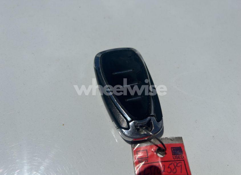 Photo 11 of 2020 Chevrolet Traverse PREMIER (VIN 1GNERKKW2LJ102589)