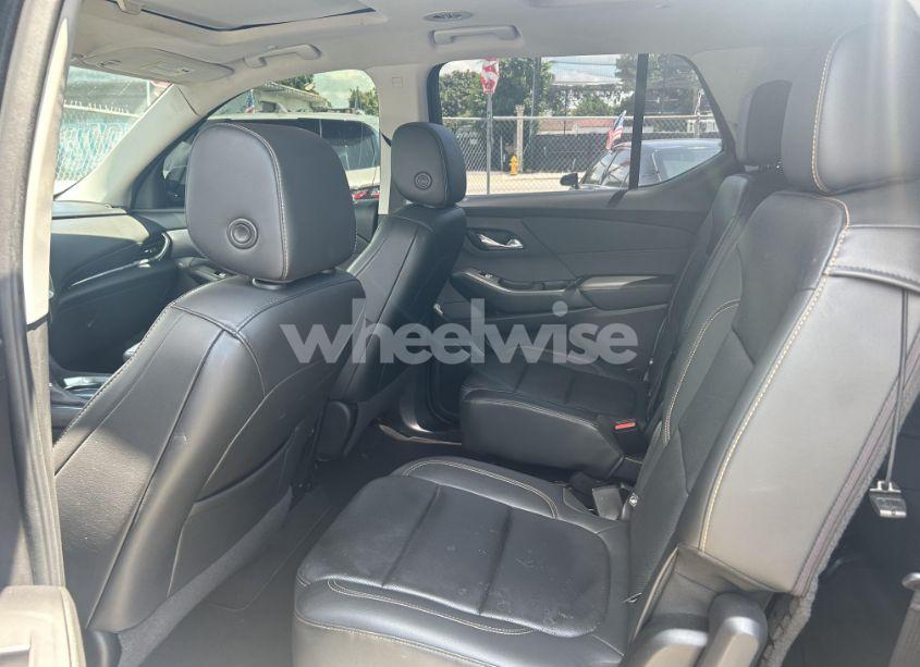 Photo 8 of 2020 Chevrolet Traverse PREMIER (VIN 1GNERKKW2LJ102589)