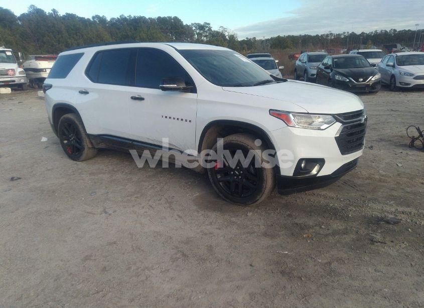 2020 Chevrolet Traverse FWD PREMIER (VIN 1GNERKKW2LJ225700) main photo
