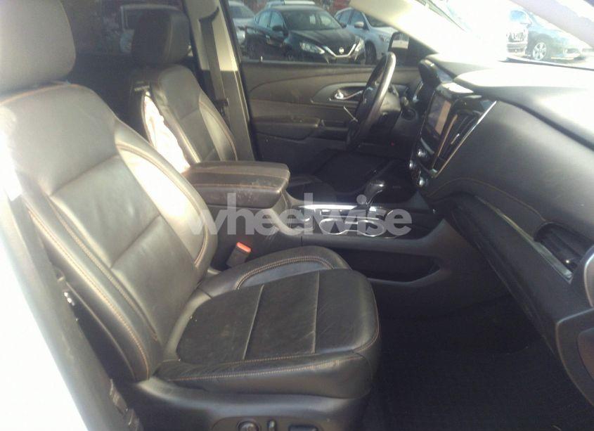 Photo 5 of 2020 Chevrolet Traverse FWD PREMIER (VIN 1GNERKKW2LJ225700)