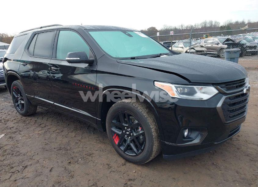 2021 Chevrolet Traverse FWD PREMIER (VIN 1GNERKKW2MJ268290) main photo