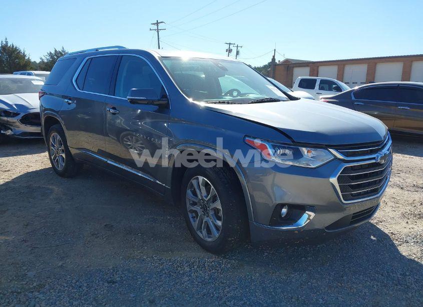 2020 Chevrolet Traverse FWD PREMIER (VIN 1GNERKKW3LJ128117) main photo