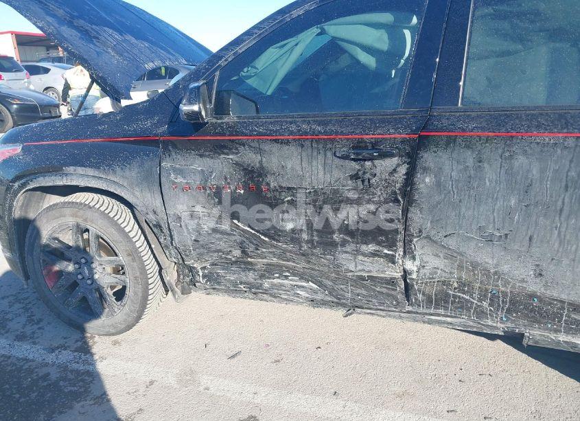 Photo 6 of 2020 Chevrolet Traverse FWD PREMIER (VIN 1GNERKKW4LJ139644)