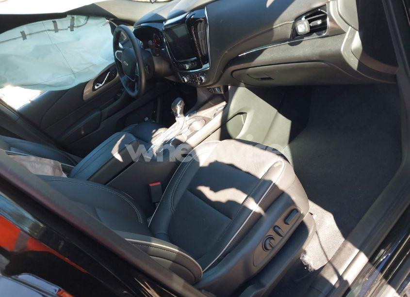 Photo 5 of 2023 Chevrolet Traverse FWD PREMIER (VIN 1GNERKKW4PJ327070)