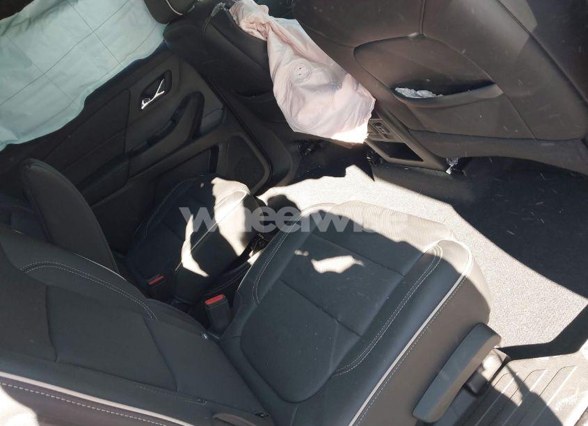 Photo 8 of 2023 Chevrolet Traverse FWD PREMIER (VIN 1GNERKKW4PJ327070)