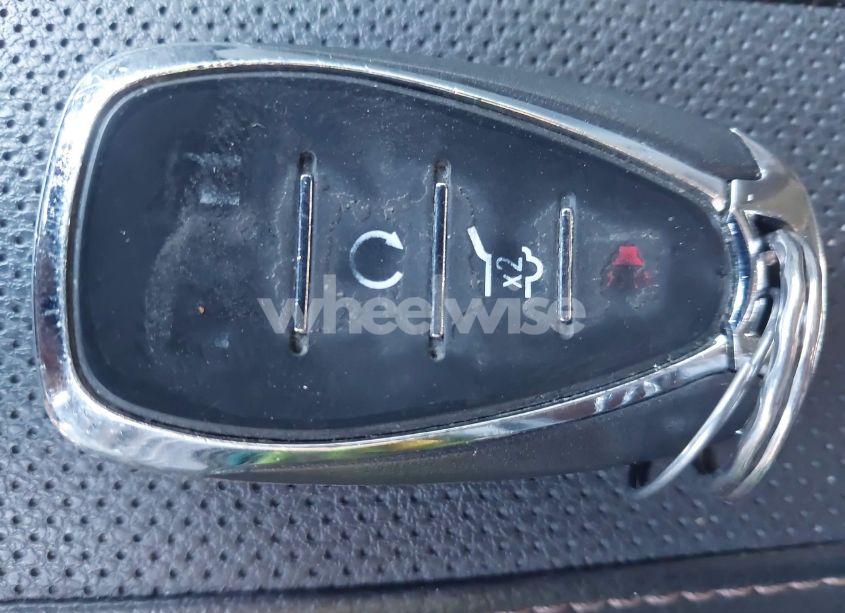 Photo 11 of 2018 Chevrolet Traverse PREMIER (VIN 1GNERKKW5JJ267646)