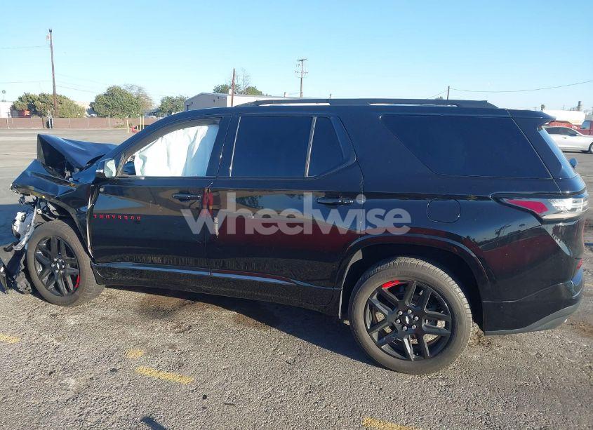 Photo 14 of 2018 Chevrolet Traverse PREMIER (VIN 1GNERKKW5JJ267646)