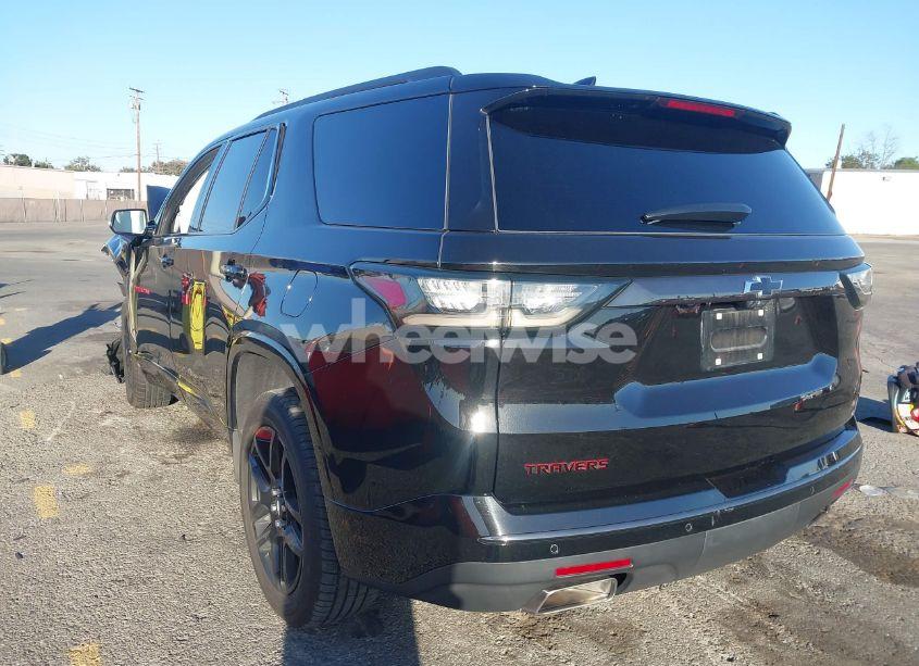 Photo 3 of 2018 Chevrolet Traverse PREMIER (VIN 1GNERKKW5JJ267646)