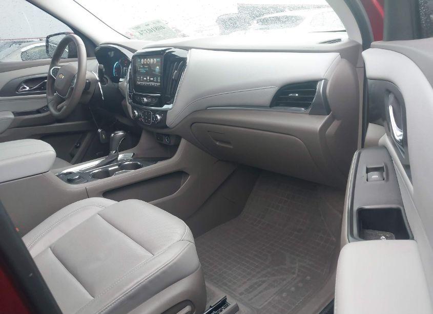 Photo 5 of 2019 Chevrolet Traverse PREMIER (VIN 1GNERKKW5KJ128988)