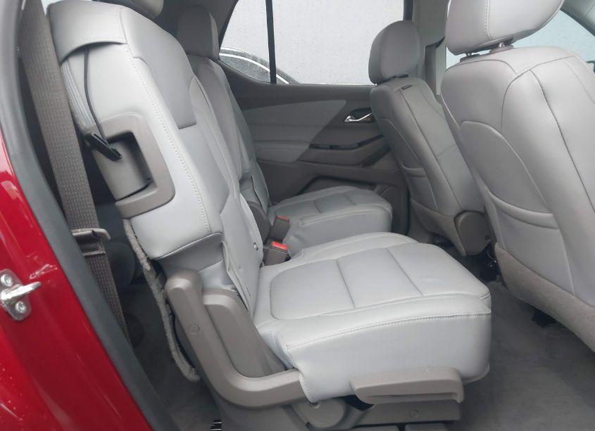 Photo 8 of 2019 Chevrolet Traverse PREMIER (VIN 1GNERKKW5KJ128988)