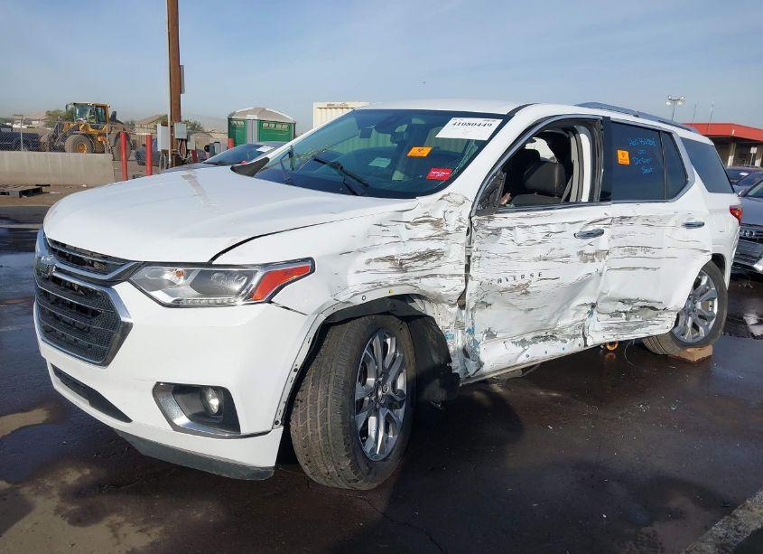 Photo 2 of 2020 Chevrolet Traverse FWD PREMIER (VIN 1GNERKKW5LJ225173)