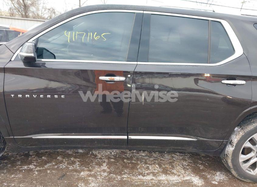 Photo 14 of 2018 Chevrolet Traverse PREMIER (VIN 1GNERKKW6JJ127010)