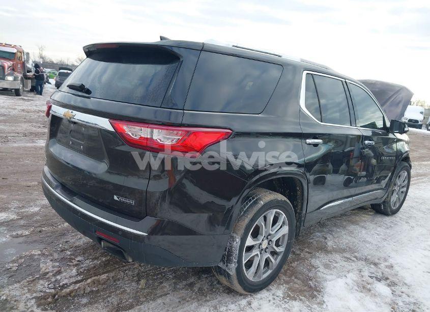 Photo 4 of 2018 Chevrolet Traverse PREMIER (VIN 1GNERKKW6JJ127010)