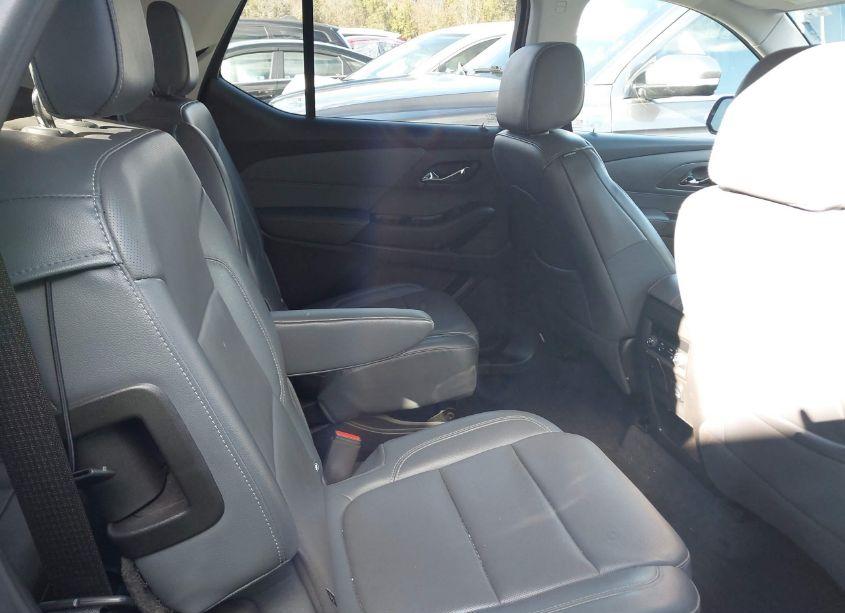 Photo 8 of 2018 Chevrolet Traverse PREMIER (VIN 1GNERKKW6JJ134023)