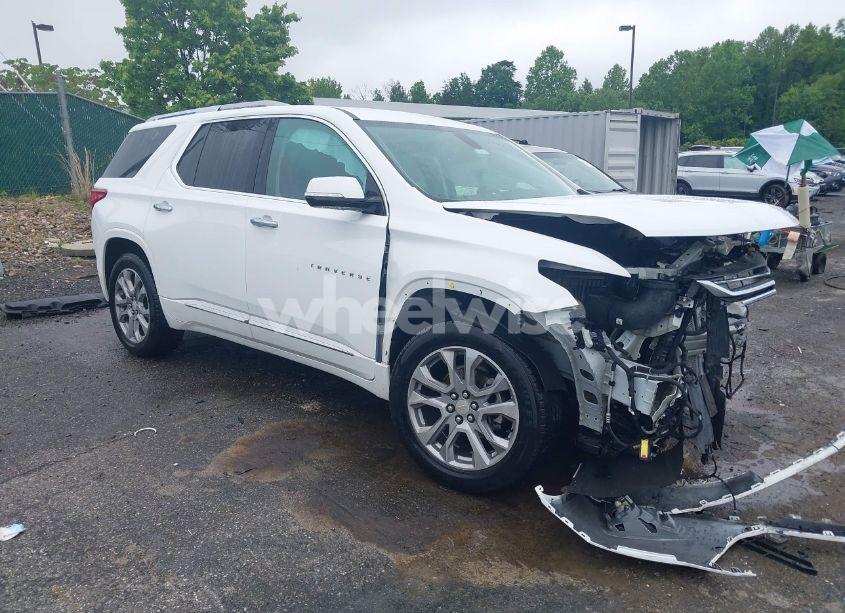 2018 Chevrolet Traverse PREMIER (VIN 1GNERKKW6JJ159391) main photo