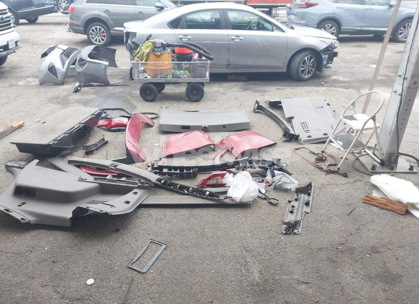 Photo 12 of 2018 Chevrolet Traverse PREMIER (VIN 1GNERKKW7JJ105095)